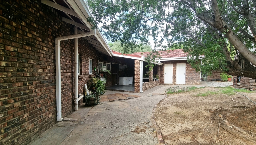 3 Bedroom Property for Sale in Douglas Northern Cape